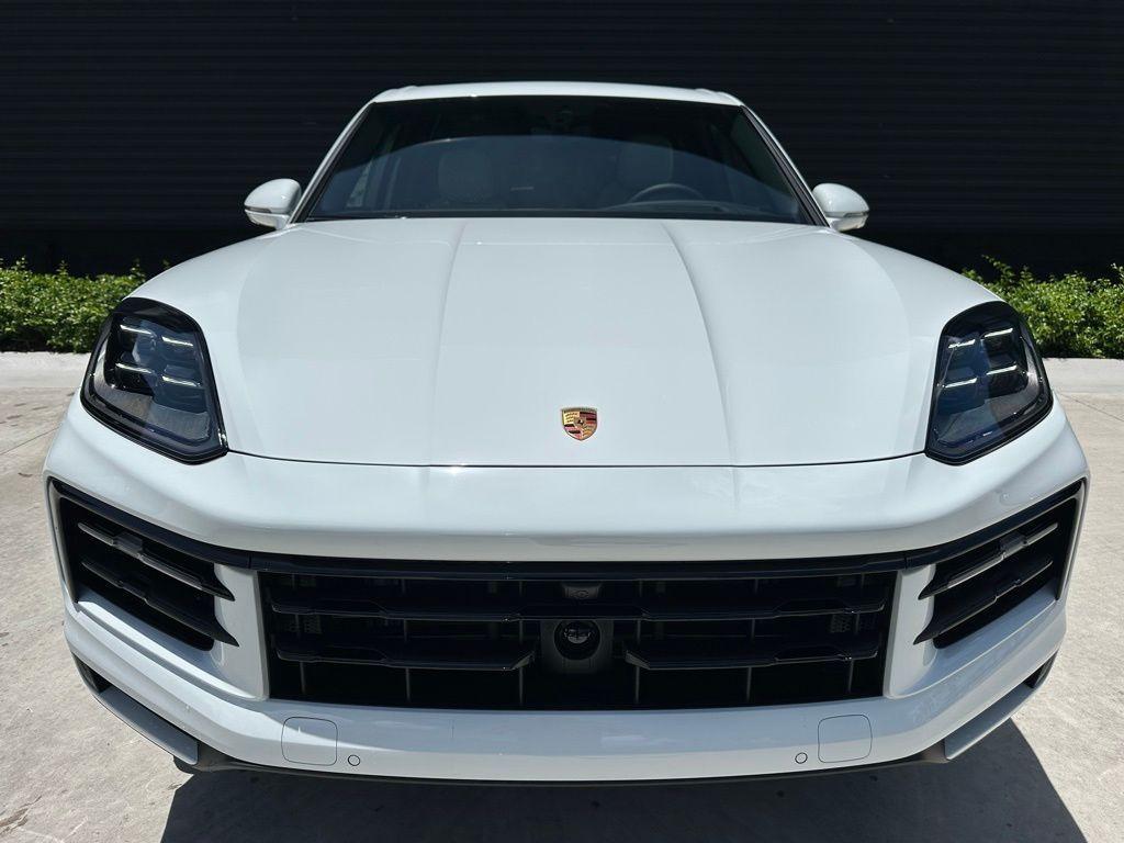 used 2025 Porsche Cayenne car, priced at $94,999