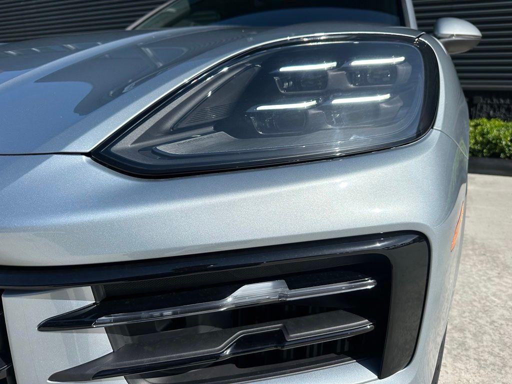 new 2026 Porsche Cayenne car
