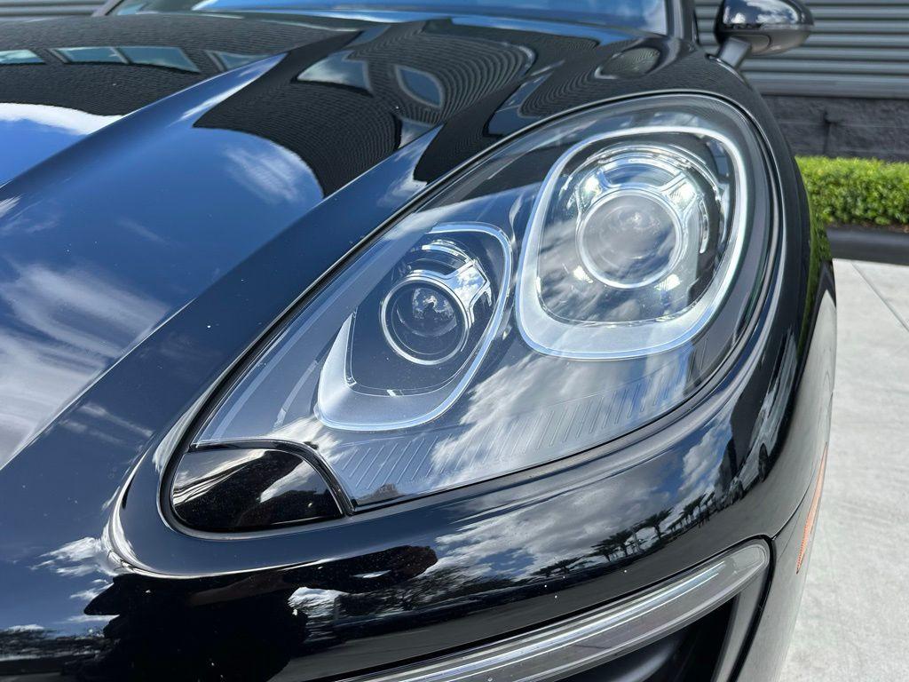 used 2018 Porsche Macan car, priced at $30,995