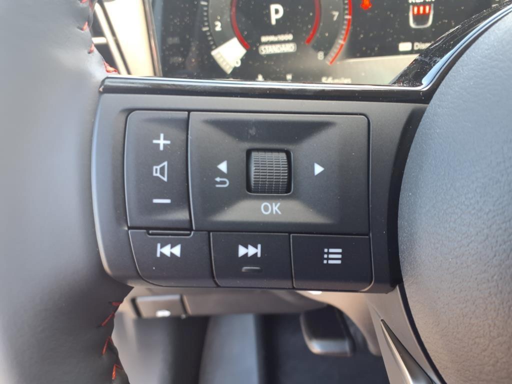 new 2025 Nissan Kicks car, priced at $26,367