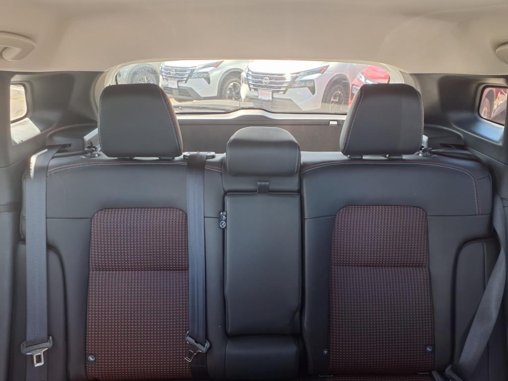 new 2025 Nissan Kicks car, priced at $26,367