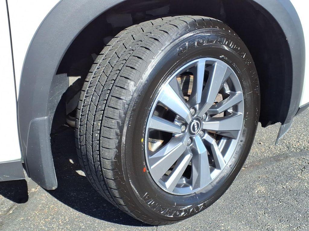 used 2024 Nissan Pathfinder car, priced at $33,400