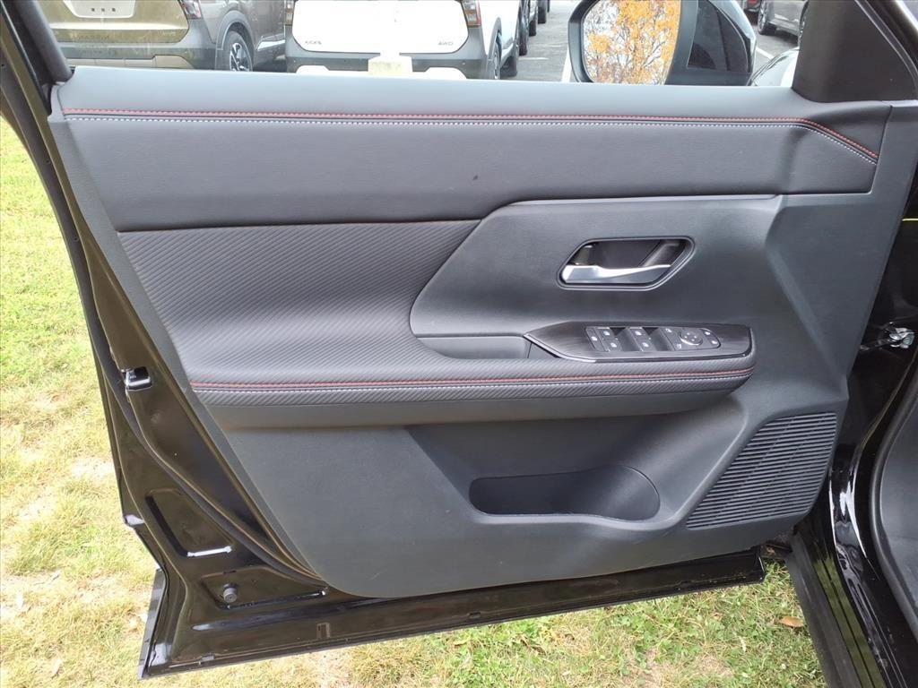 new 2026 Nissan Kicks car, priced at $29,604