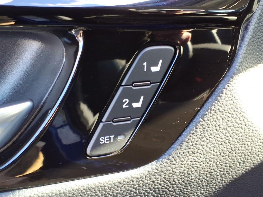 used 2024 Honda CR-V car, priced at $30,692