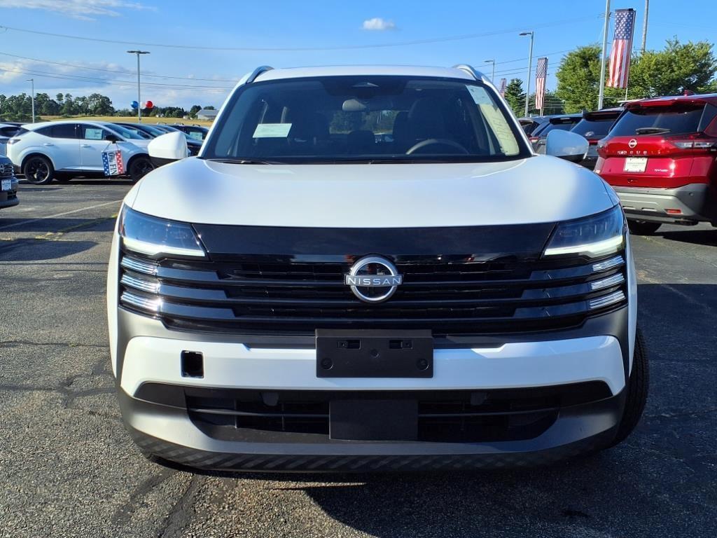 new 2025 Nissan Kicks car, priced at $25,701