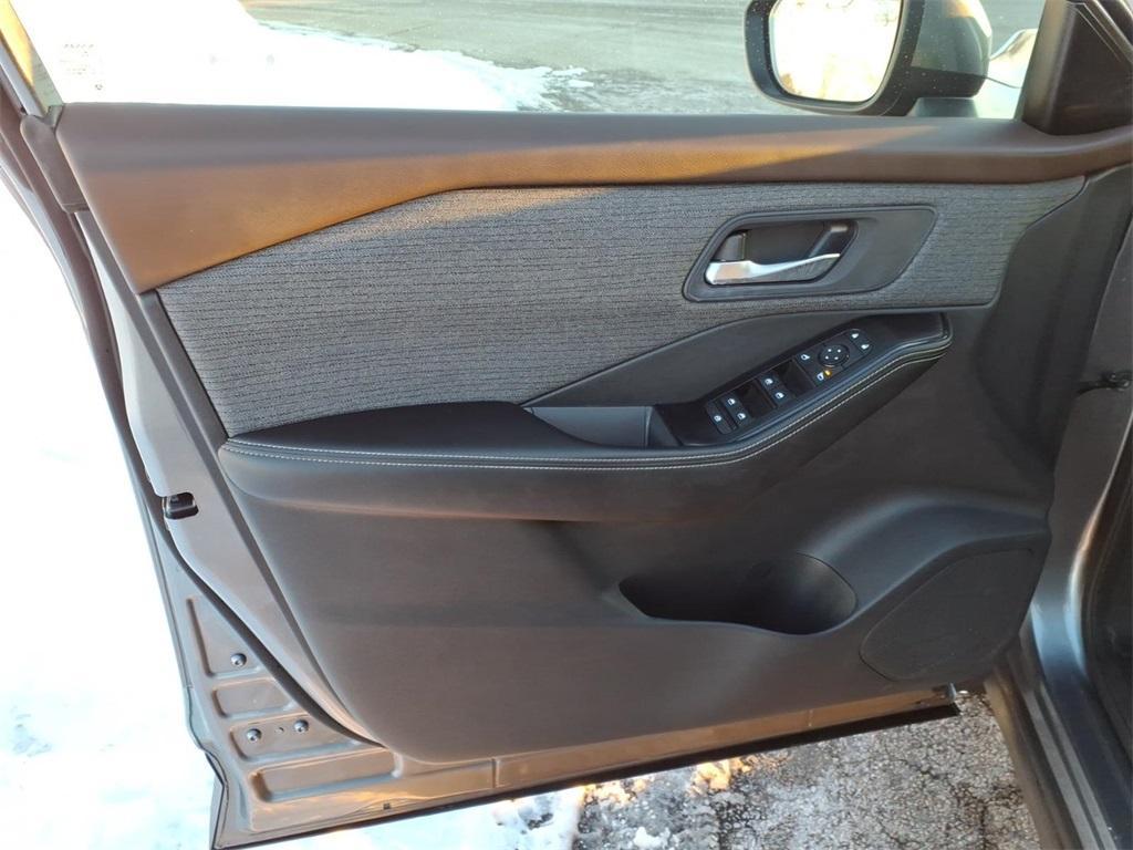 used 2022 Nissan Rogue car, priced at $21,866