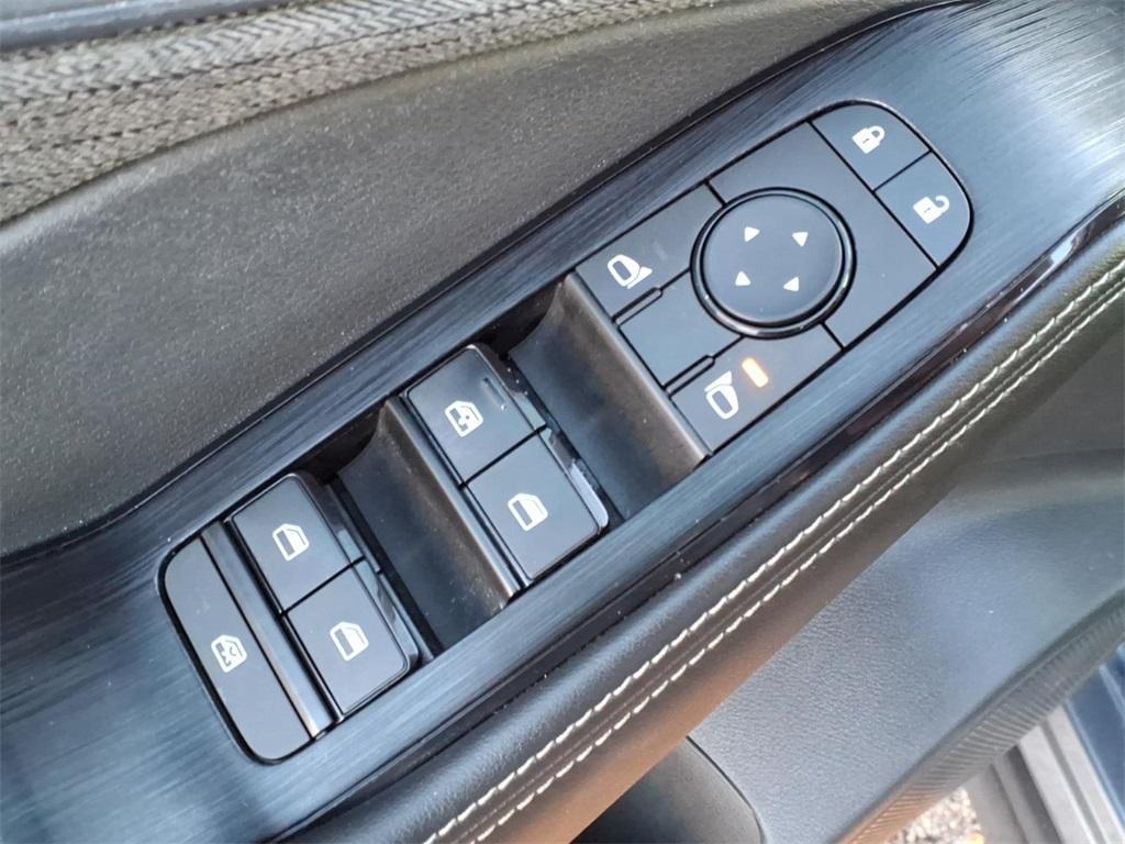 used 2022 Nissan Rogue car, priced at $21,866