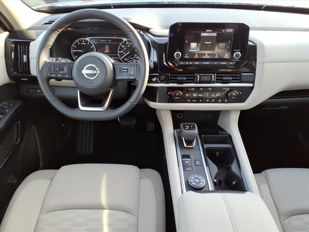 new 2025 Nissan Pathfinder car, priced at $39,890