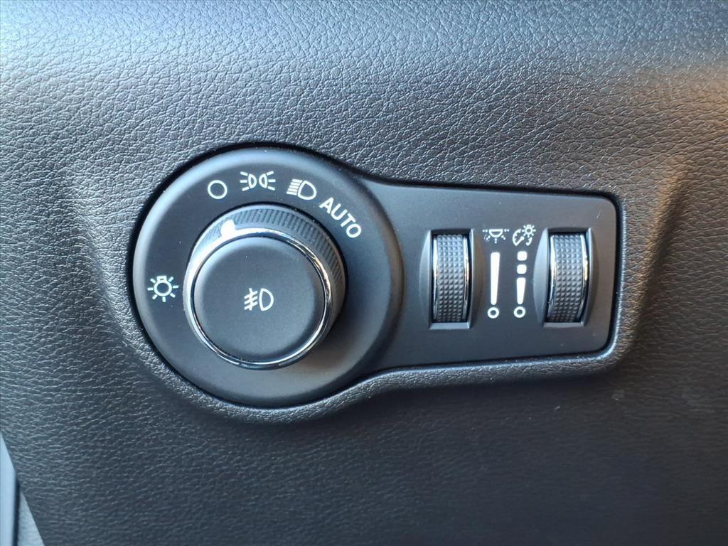 used 2022 Jeep Compass car, priced at $18,065