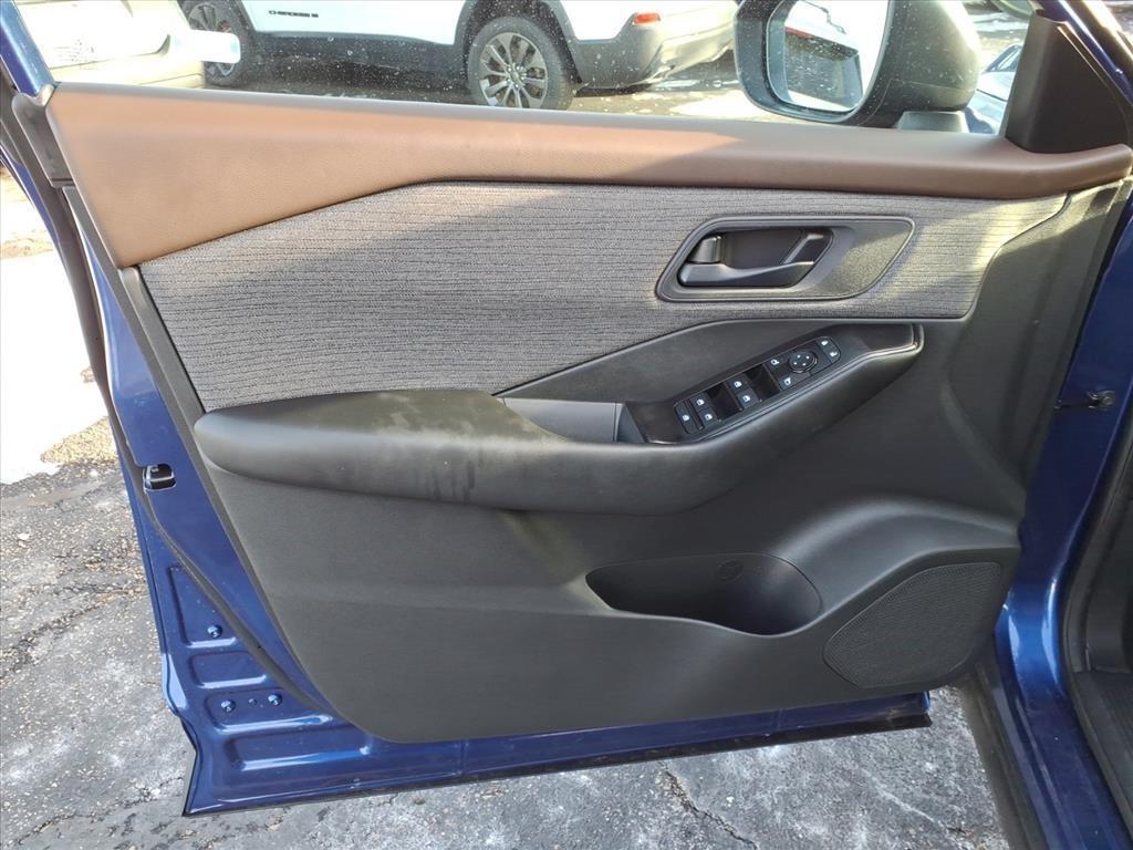 used 2023 Nissan Rogue car, priced at $18,401