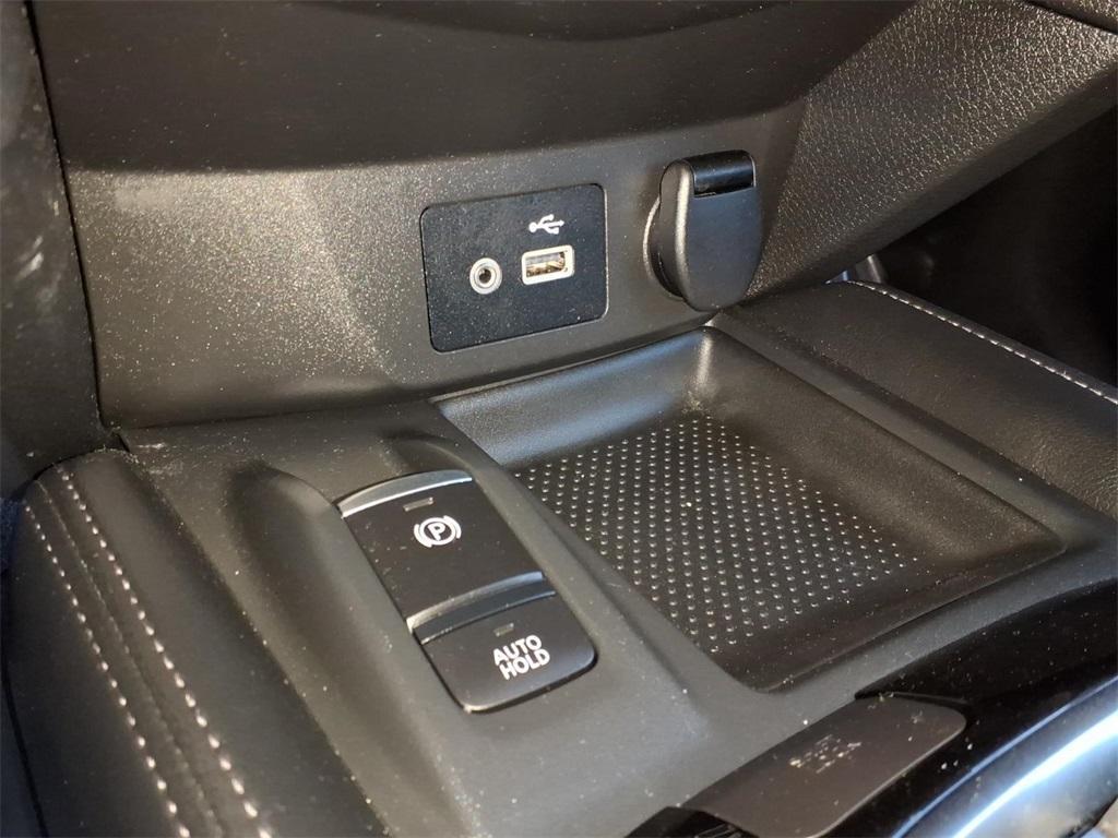 used 2020 Nissan Rogue car, priced at $19,105