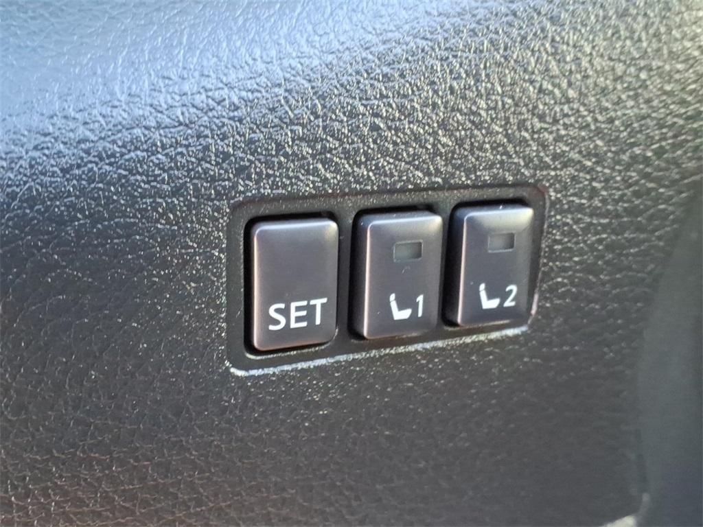 used 2020 Nissan Rogue car, priced at $19,105