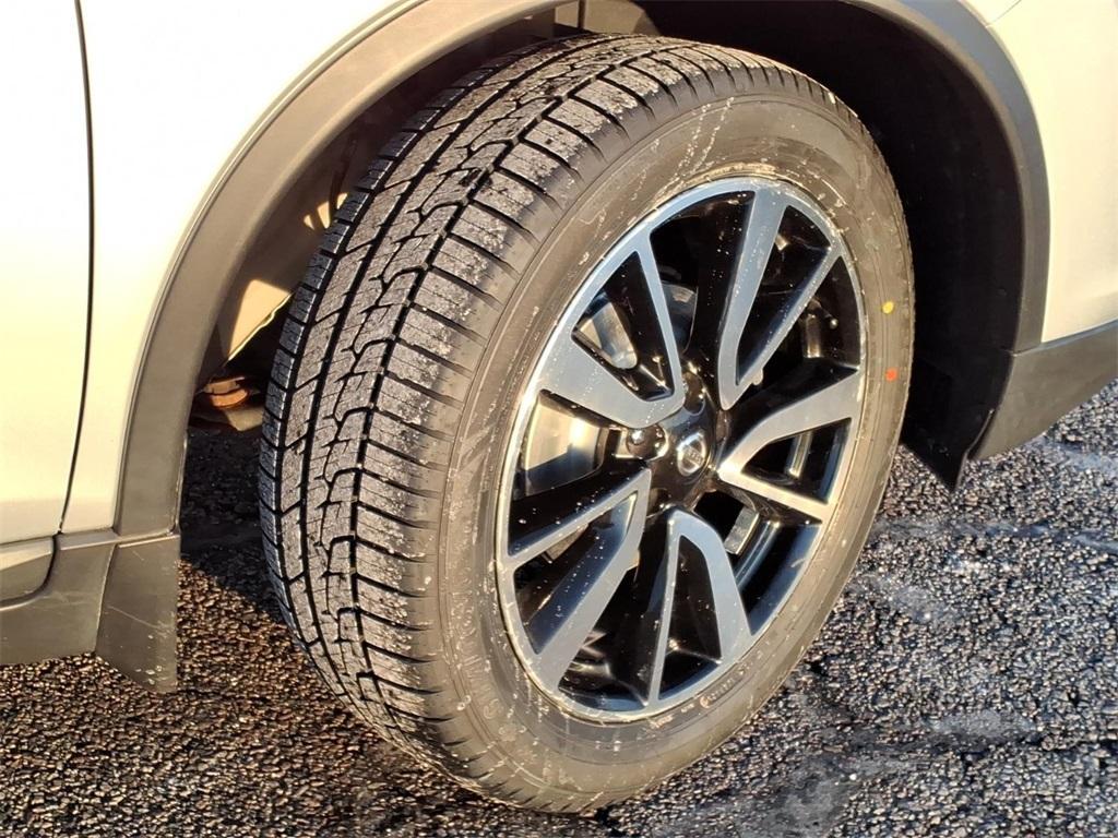 used 2020 Nissan Rogue car, priced at $19,105