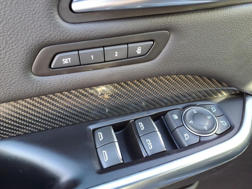 used 2023 Cadillac XT4 car, priced at $24,370