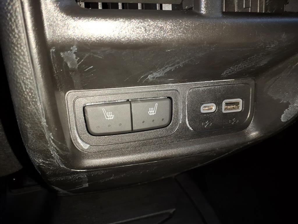 used 2023 Cadillac XT4 car, priced at $24,370