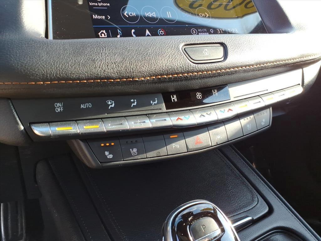 used 2023 Cadillac XT4 car, priced at $24,370