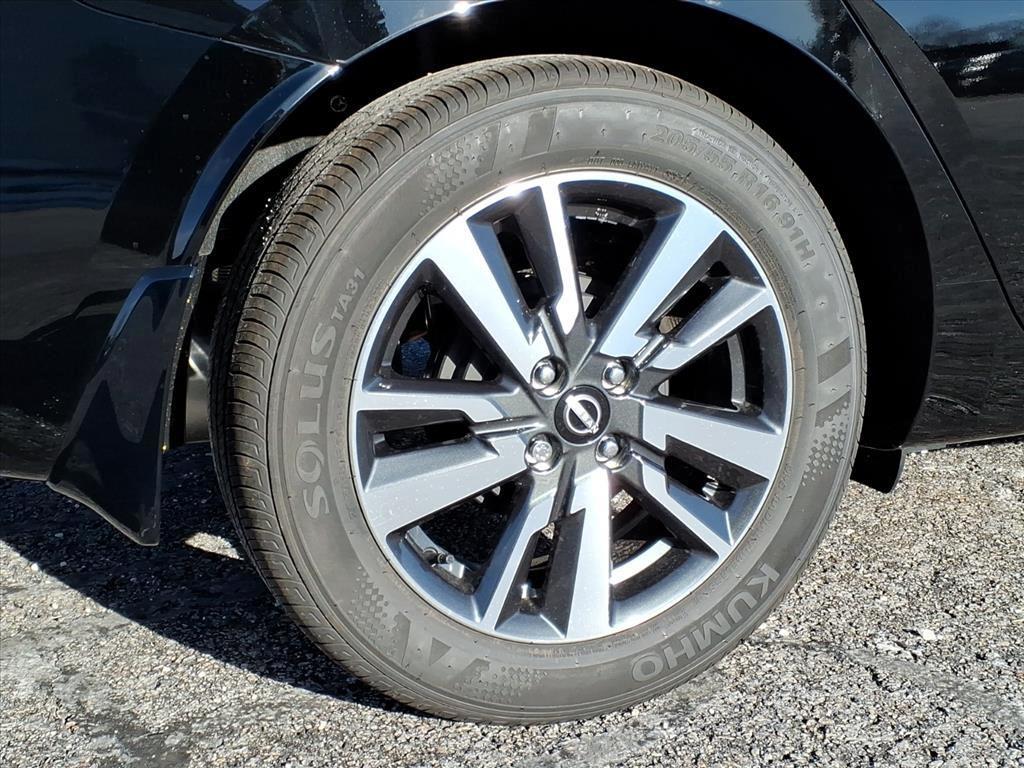 new 2025 Nissan Versa car, priced at $18,972