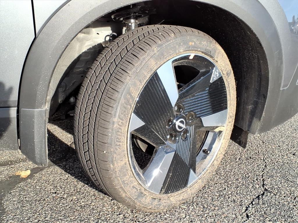 new 2026 Nissan Kicks car, priced at $29,604