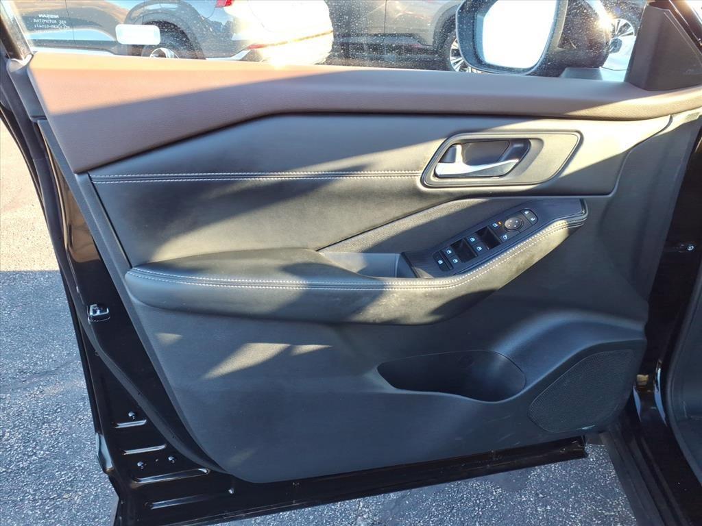 used 2023 Nissan Rogue car, priced at $22,834