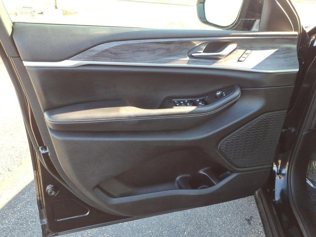 used 2023 Jeep Grand Cherokee car, priced at $30,210