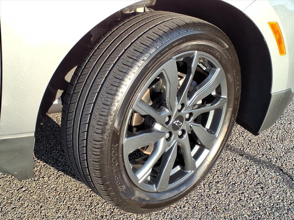 used 2023 Chevrolet Equinox car, priced at $22,999