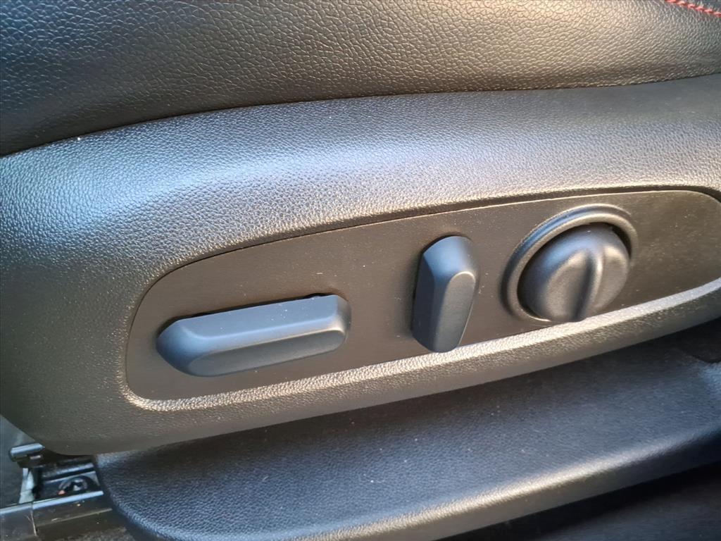 used 2023 Chevrolet Equinox car, priced at $22,999