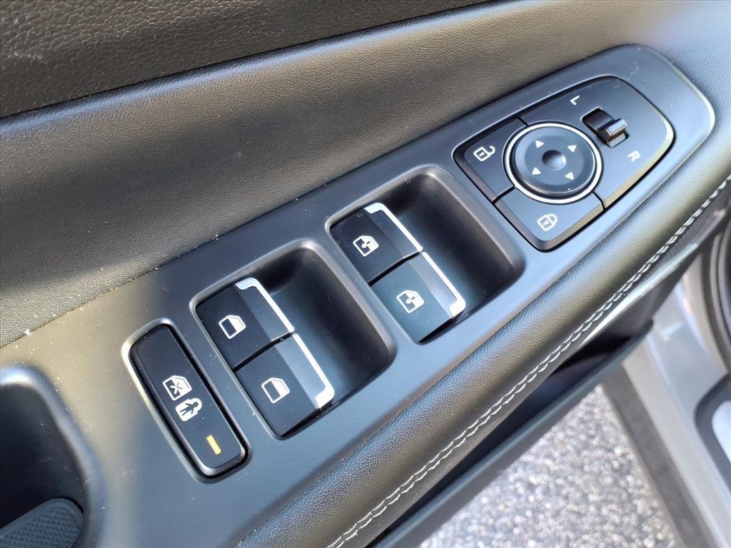 used 2021 Hyundai Santa Fe car, priced at $18,560