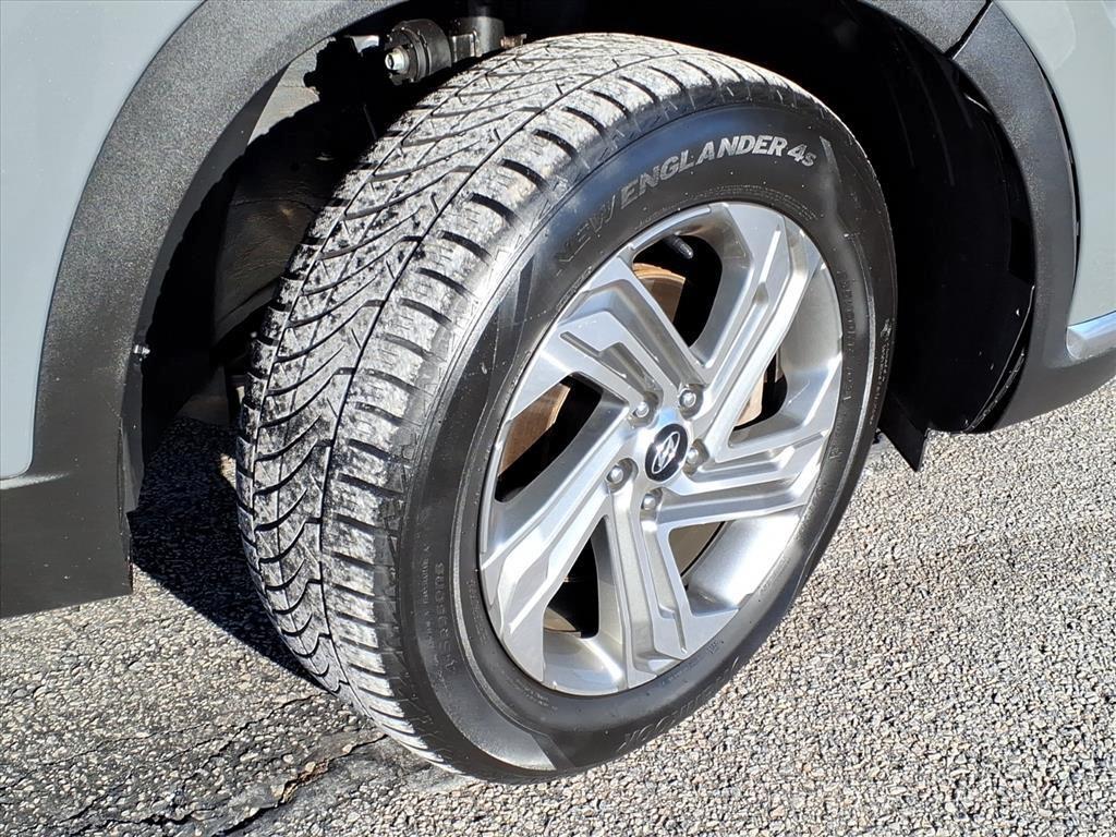 used 2021 Hyundai Santa Fe car, priced at $18,560