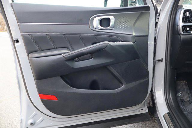 used 2023 Kia Sorento car, priced at $30,295