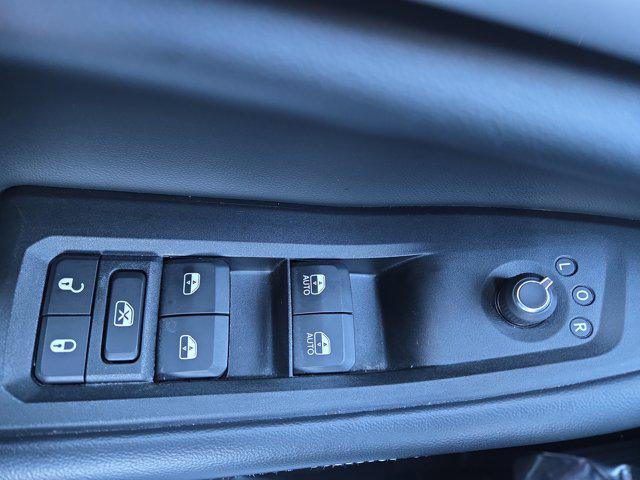 used 2021 Jeep Grand Cherokee L car, priced at $24,000