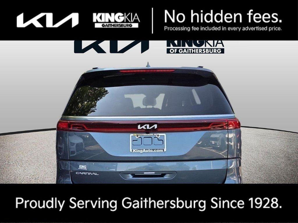 used 2024 Kia Carnival car, priced at $38,300