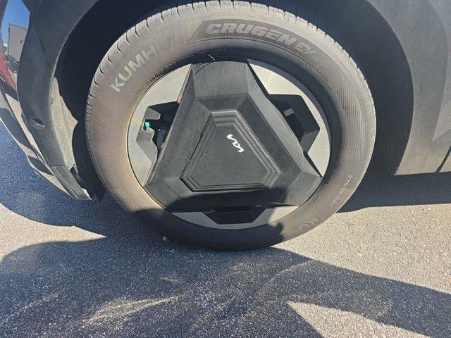 used 2024 Kia EV9 car, priced at $43,700