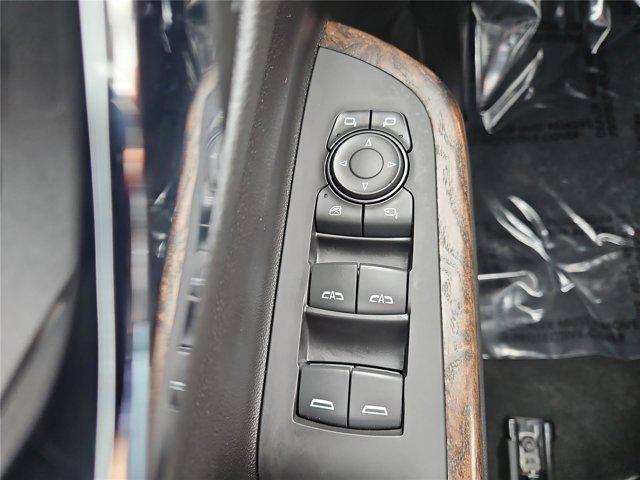 used 2023 GMC Acadia car, priced at $29,000