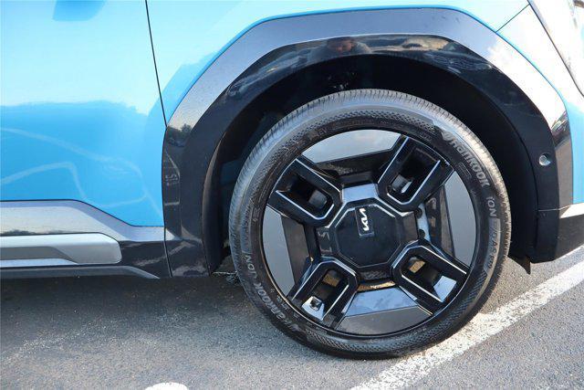 used 2024 Kia EV9 car, priced at $48,500