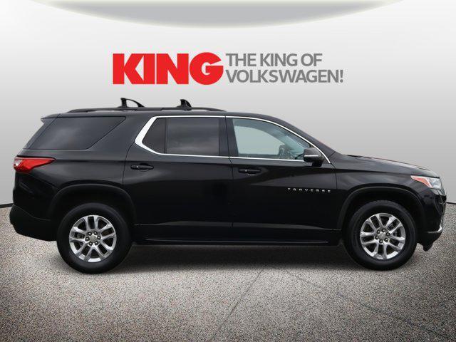 used 2021 Chevrolet Traverse car, priced at $18,800