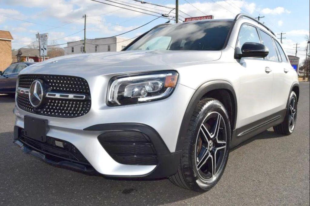 used 2022 Mercedes-Benz GLB 250 car, priced at $29,750