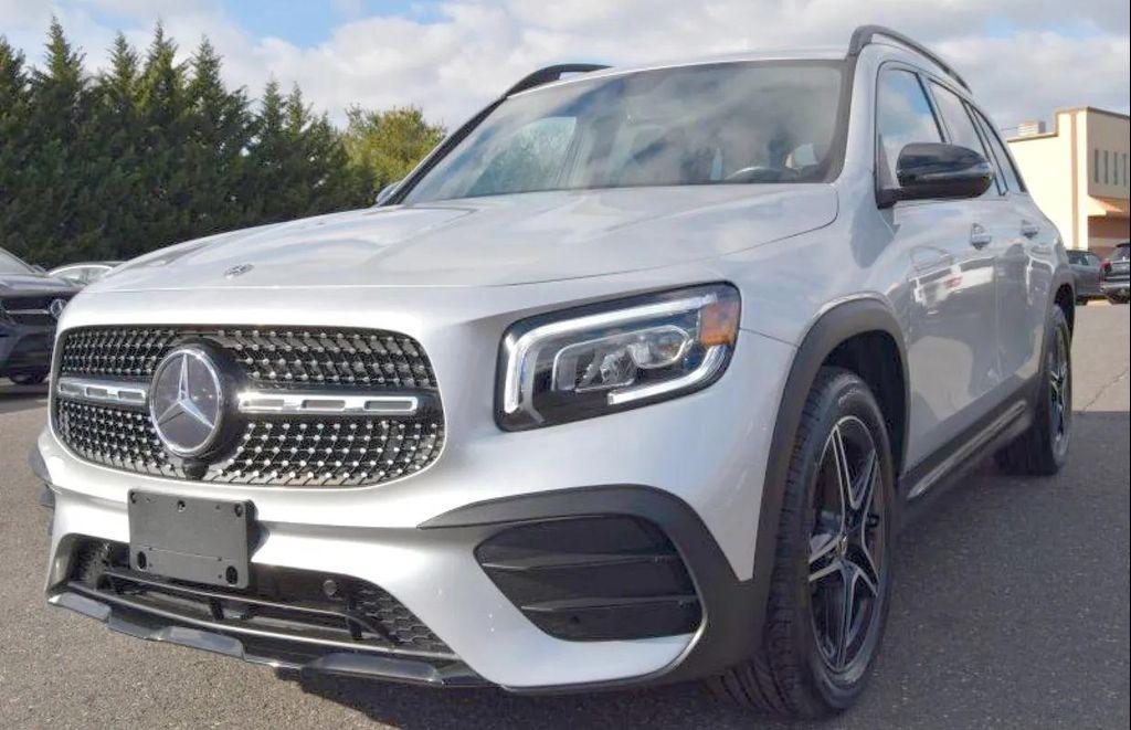 used 2022 Mercedes-Benz GLB 250 car, priced at $29,750