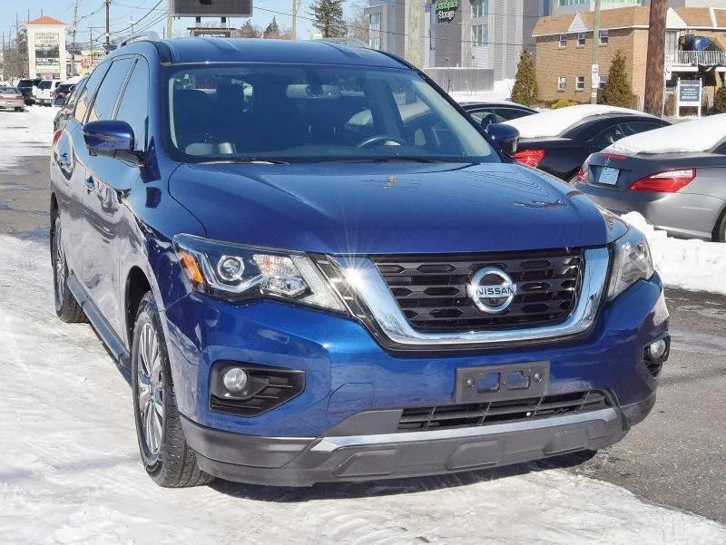 used 2019 Nissan Pathfinder car, priced at $13,998