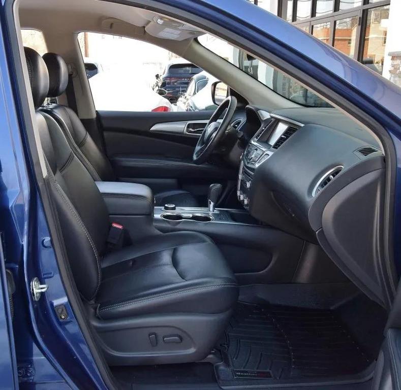 used 2019 Nissan Pathfinder car, priced at $13,998