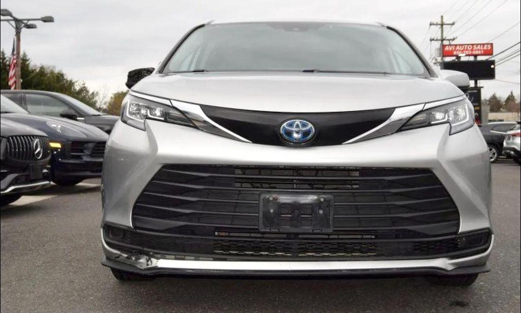 used 2021 Toyota Sienna car, priced at $21,000