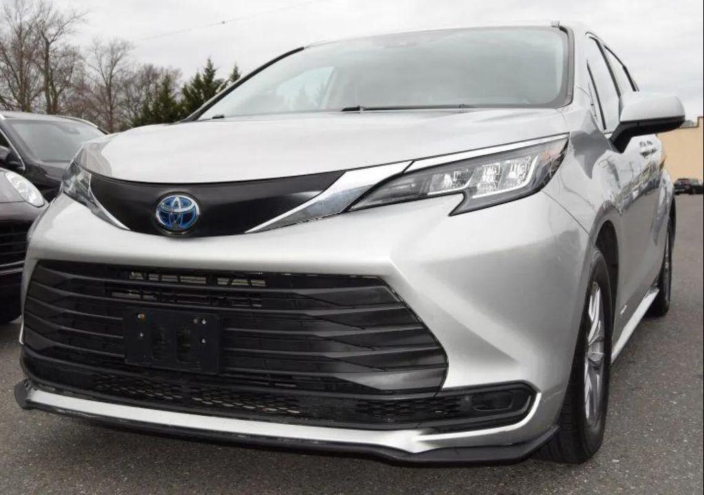 used 2021 Toyota Sienna car, priced at $21,000
