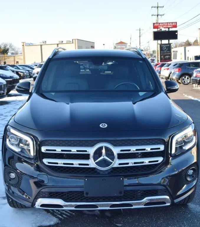used 2022 Mercedes-Benz GLB 250 car, priced at $26,500
