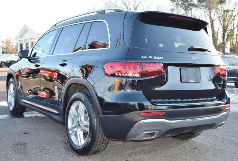 used 2022 Mercedes-Benz GLB 250 car, priced at $26,500
