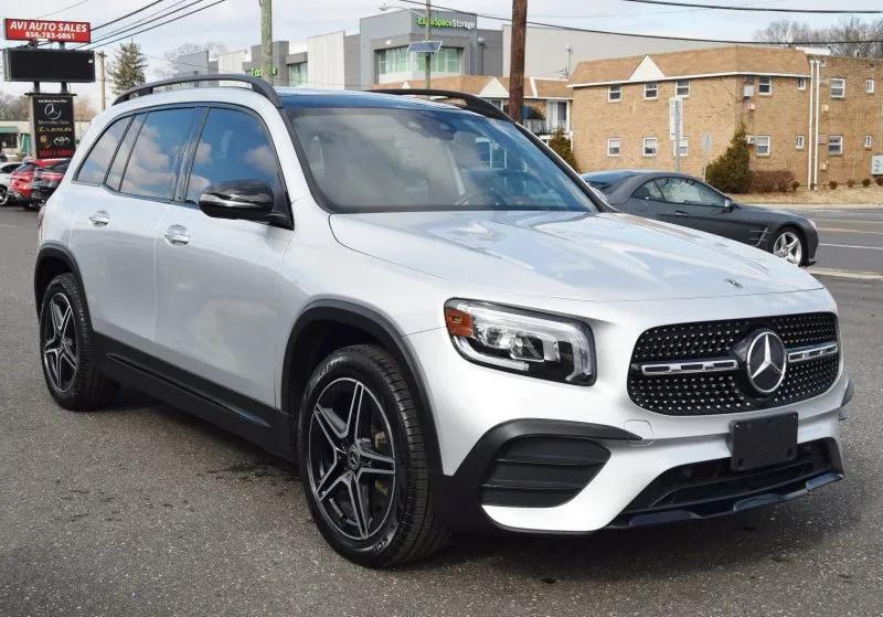 used 2020 Mercedes-Benz GLB 250 car, priced at $21,500