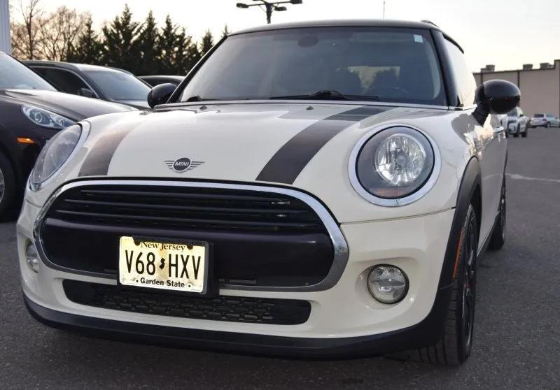 used 2019 MINI Hardtop car, priced at $11,998