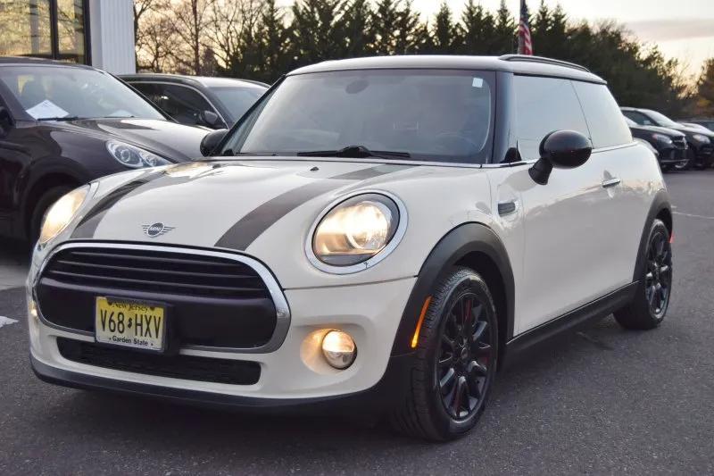 used 2019 MINI Hardtop car, priced at $11,998