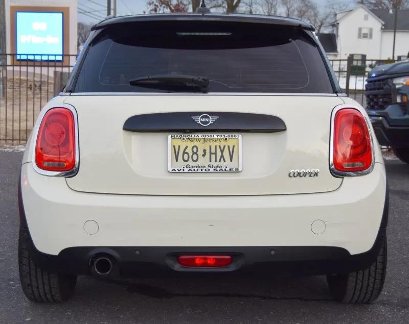 used 2019 MINI Hardtop car, priced at $11,998