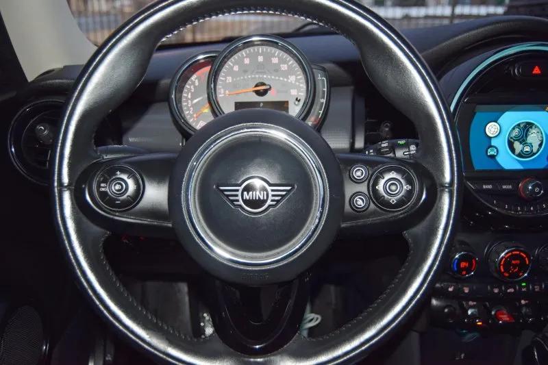 used 2019 MINI Hardtop car, priced at $11,998