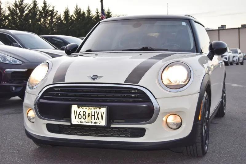 used 2019 MINI Hardtop car, priced at $11,998