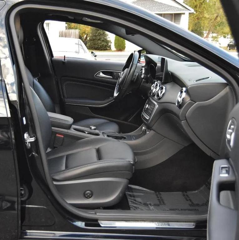 used 2020 Mercedes-Benz GLA 250 car, priced at $19,498